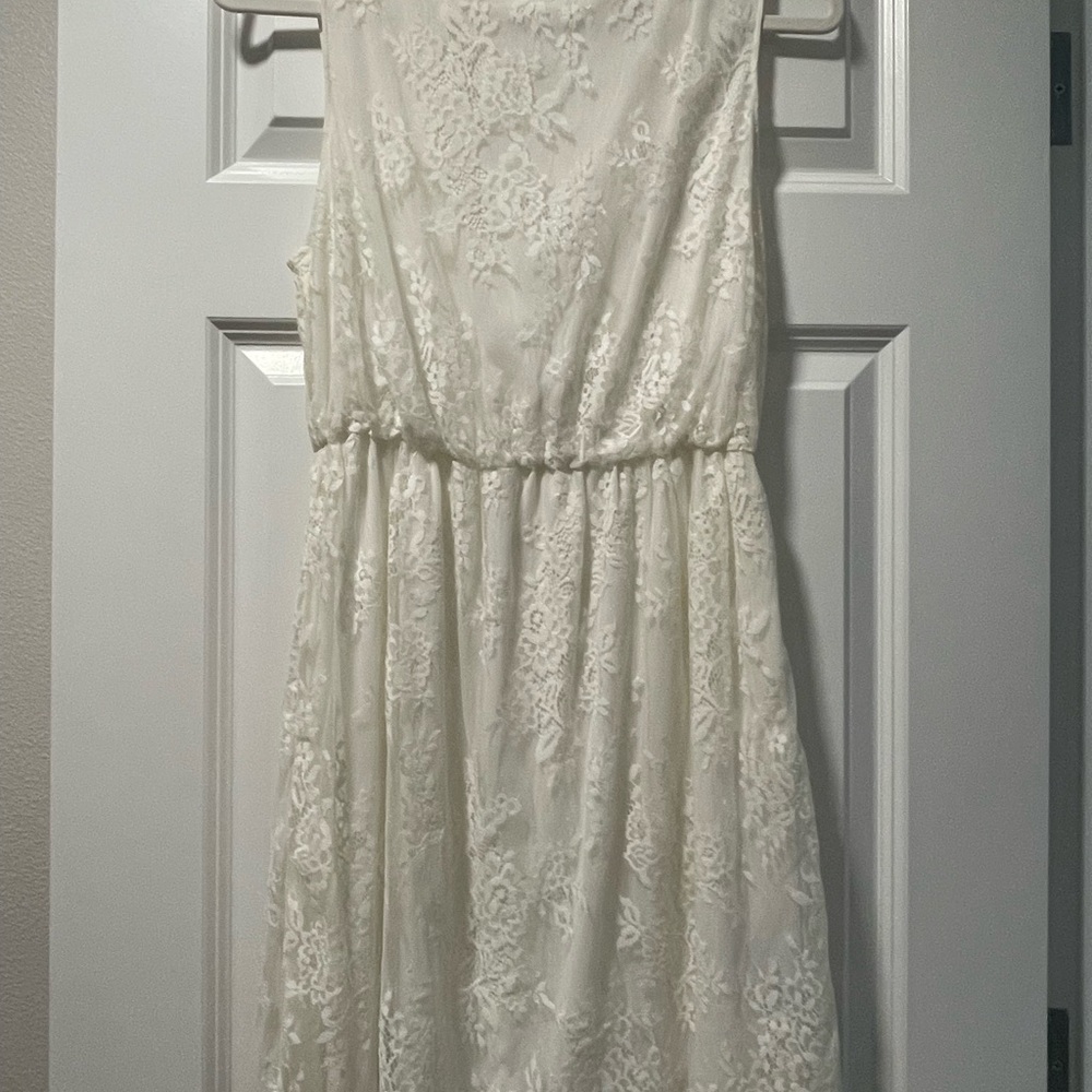 Alice + Olivia White Lace Dress